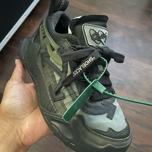 Off White Odsy 1000